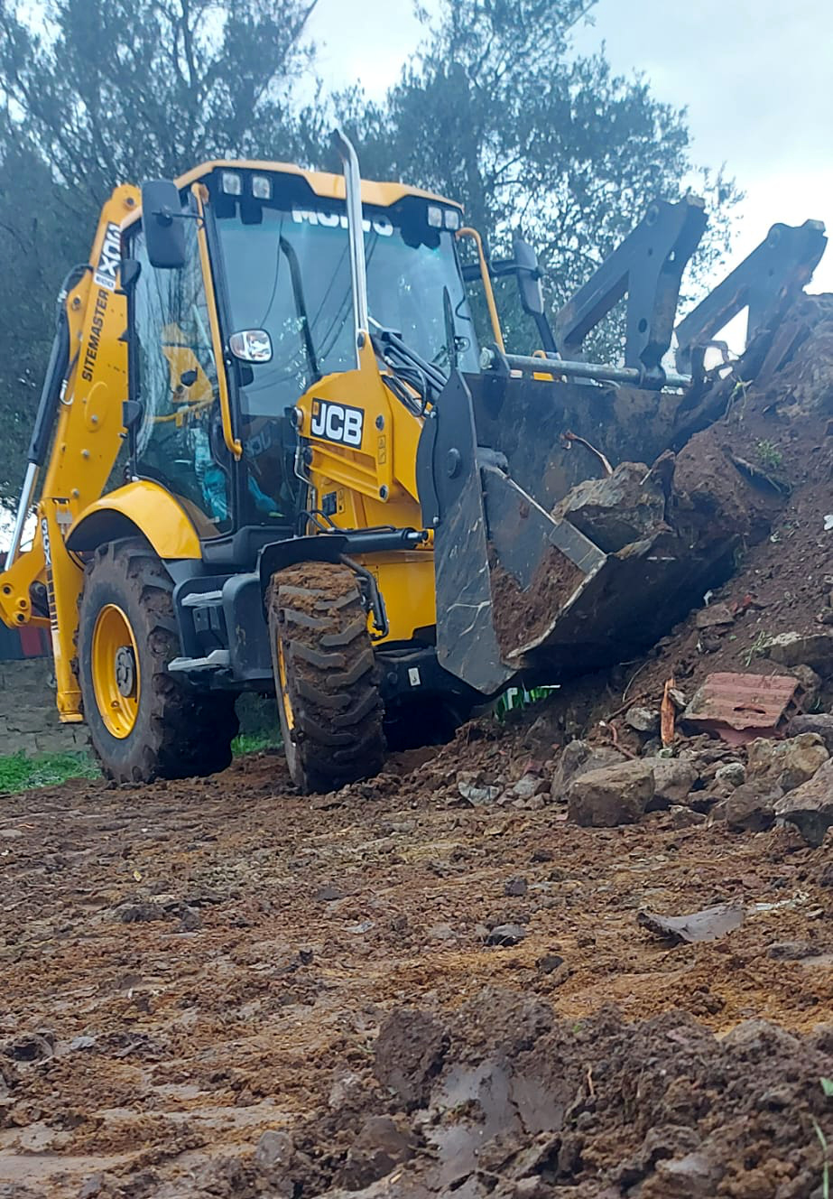 Terraplanagem, escavações e aterros